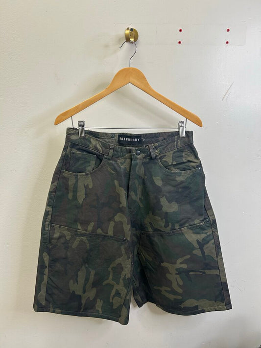 New GV Gallery Camo Leather Shorts sz.S