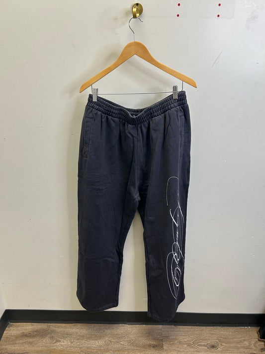 New Gv Gallery Black Cursive Sweatpants Size Medium