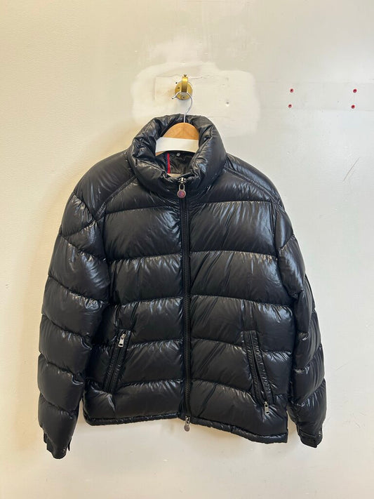 Preowned Moncler Black Puffer Size 4