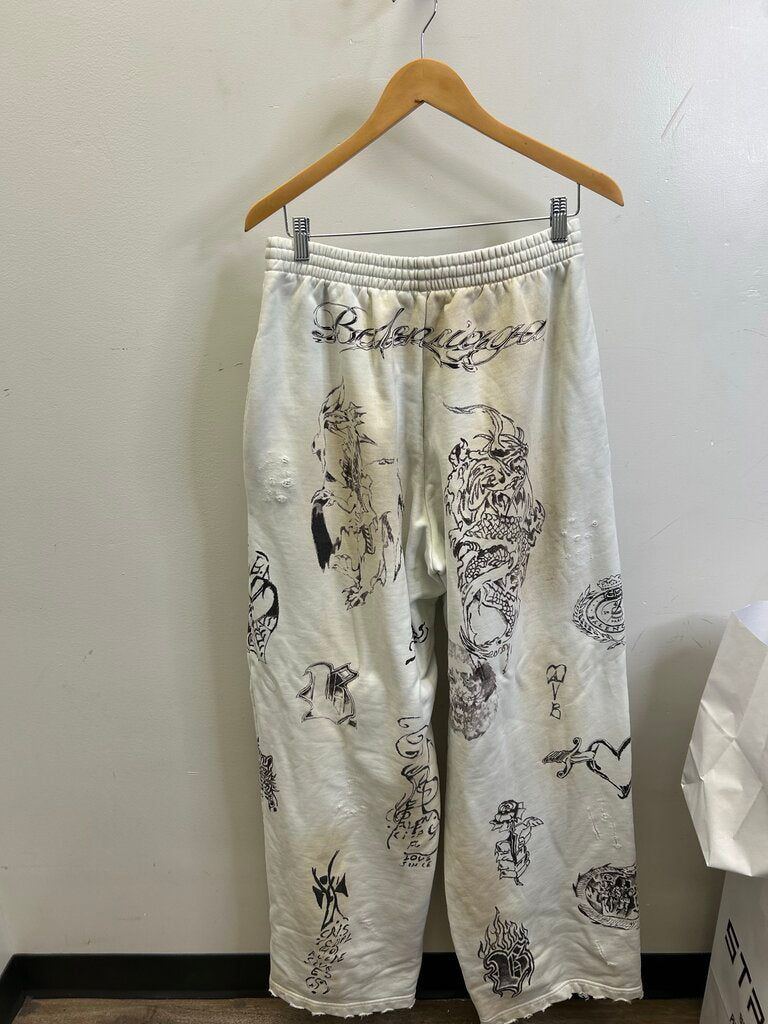 Preowned Balenciaga Graffiti Cream Sweatpants size L