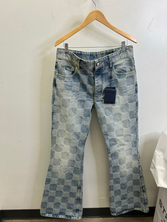 New Louis Vuitton Damier Flare Lightwash Denim size 32