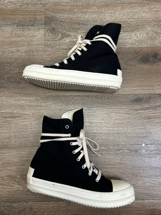 Preowned Rick Owens Ramone Black size 40 (no box)