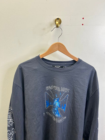Preowned Greedy Unit Grey Cross Long Sleeve Size XL