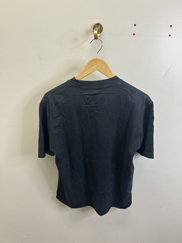 New Paly Kiari Black Green Rhinestone Tee Size Large