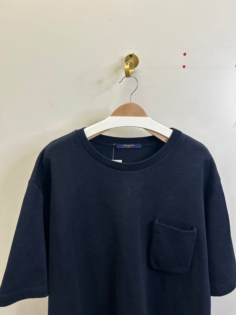 Preowned Louis Vuitton Monogram Navy Pocket Tee size 5L