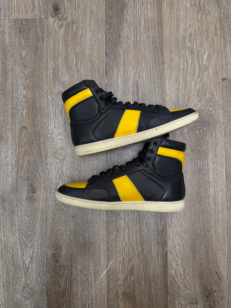 Preowned Saint Laurent Black yellow Size 43