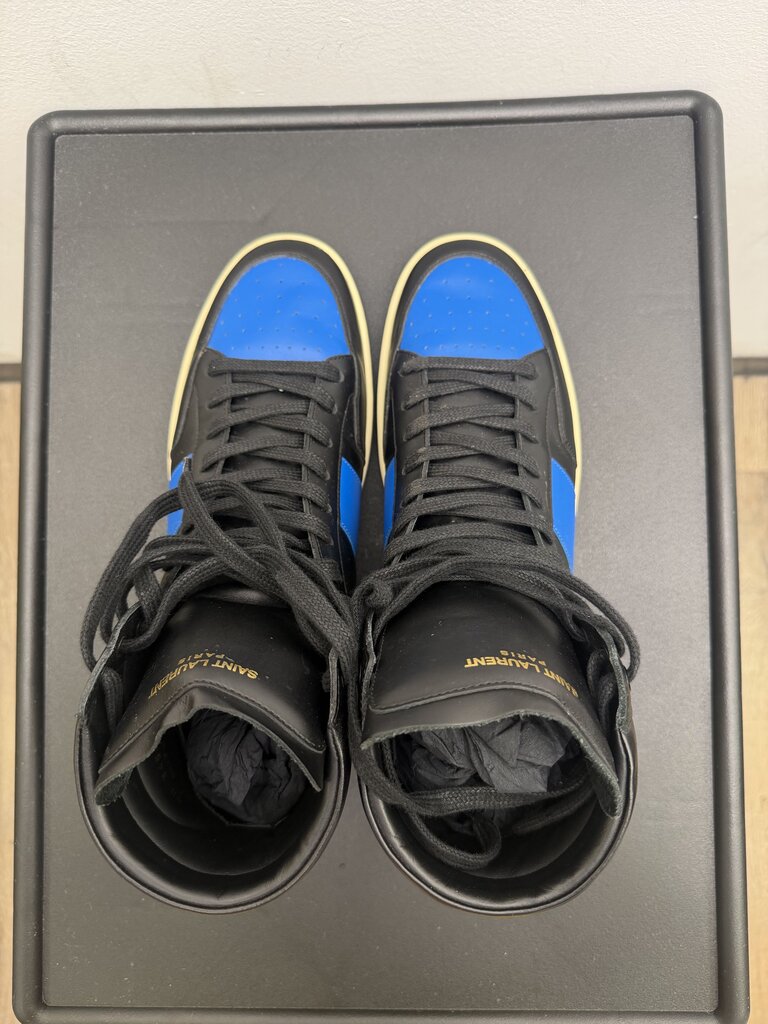 Preowned Saint Laurent Royal Size 43