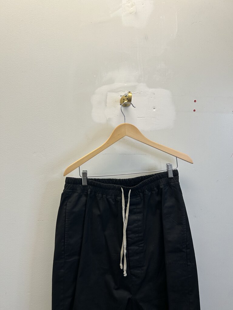 Preowned Rick Owens Black Drop Crotch Wax Shorts size L