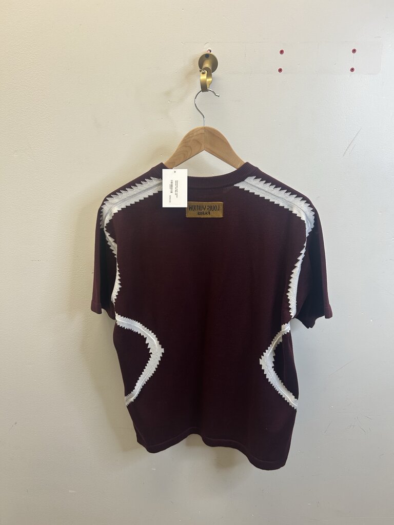 Preowned Louis Vuitton Maroon Tee Size XS