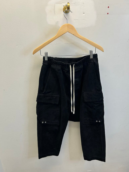 Preowned Rick Owens Black 3/4 Cargo Size 36