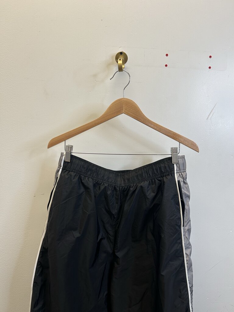 Preowned HMDd Black Nylon Track Pants Size Large