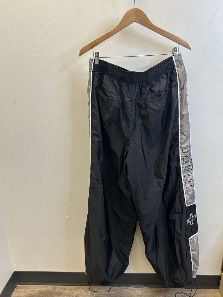 Preowned HMDd Black Nylon Track Pants Size Large
