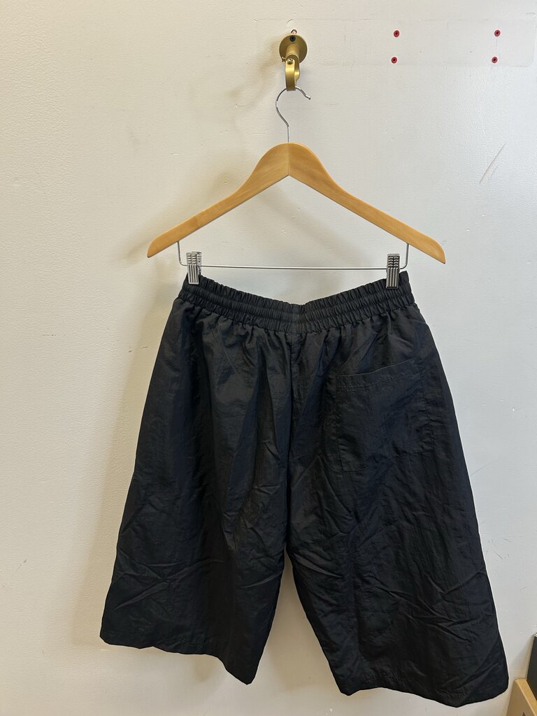 Preowned HMDD Nylon Track Shorts Size Large