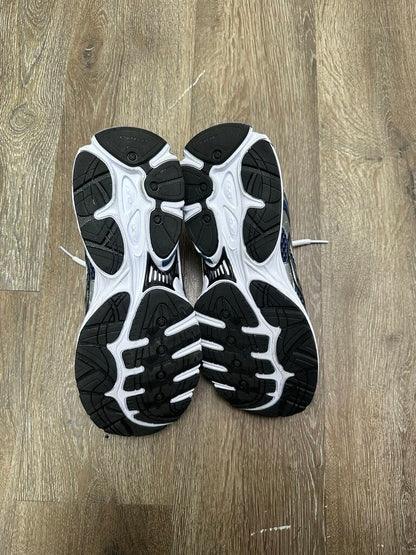 Preowned Saucony Omni 9 Navy Size 7M