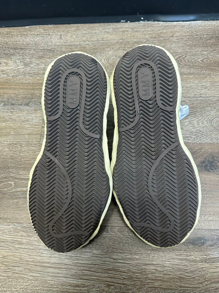 Preowned MMY Shelltoe Black Vintage White sz.42