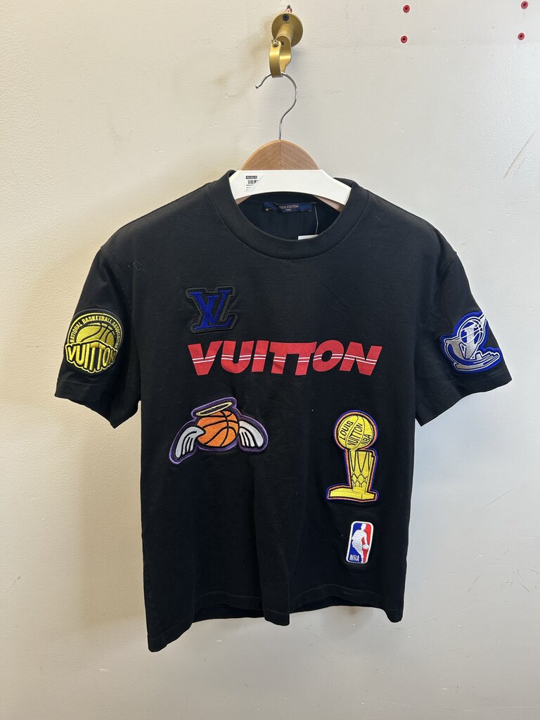 Preowned Louis Vuitton NBA Black Patch Tee sz.
