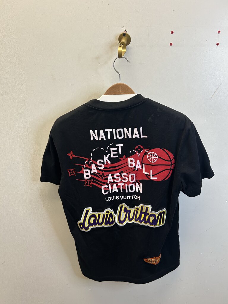 Preowned Louis Vuitton NBA Black Patch Tee sz.