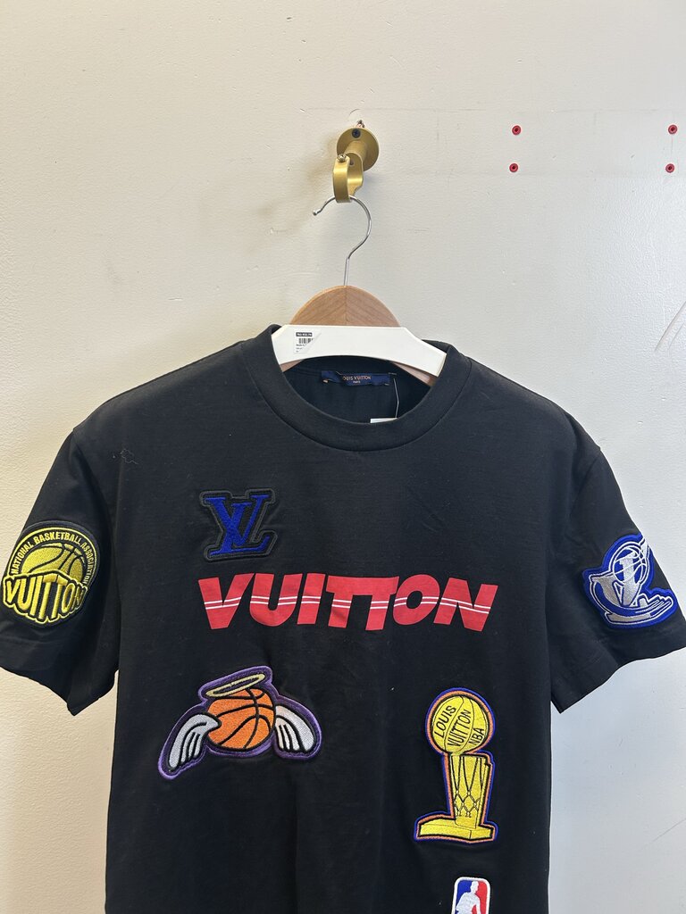 Preowned Louis Vuitton NBA Black Patch Tee sz.