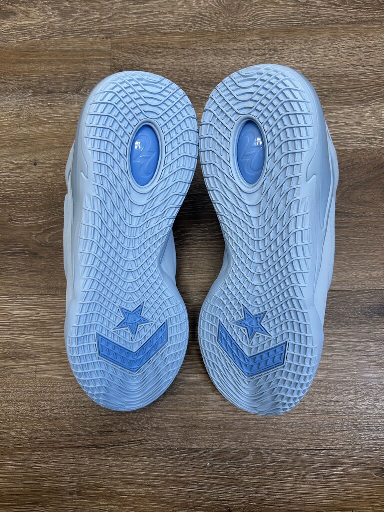 New Shai 001 Blue Size 9