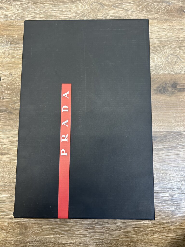 New Prada Americas Cups Black Size 9 (11M)