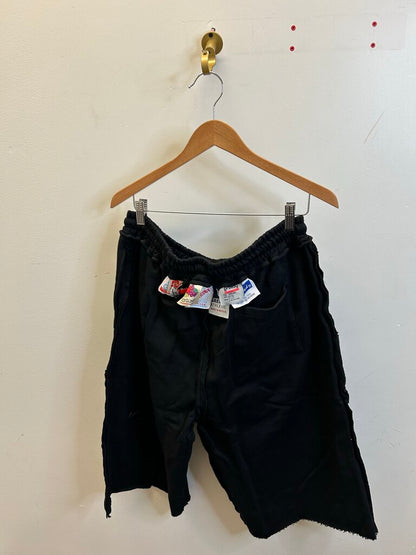 New Greedy Unit Multi Tag Sweatshorts sz.L