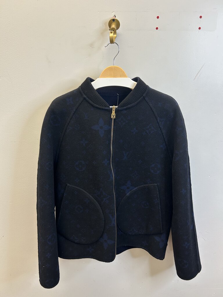 Preowned Louis Vuitton Reversible Wool Black & Blue Jacket sz.52