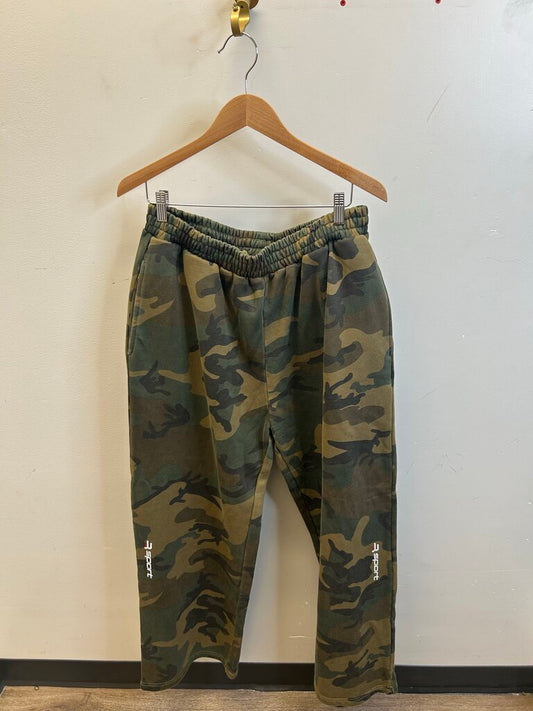 Preowned Gv Gallery Camo Sweatpants Sz.Small