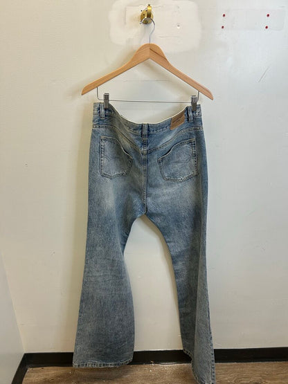 Preowned Balenciaga Lightwash Flare Denim Size Small