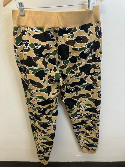 Preowned Bape Camo Star Sweatpants Size Medium