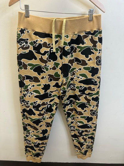Preowned Bape Camo Star Sweatpants Size Medium