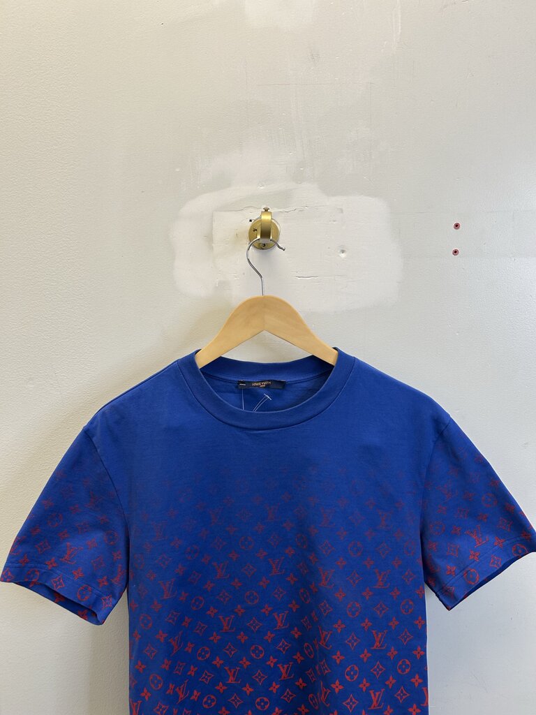 Preowned Louis Vuitton Blue Red Monogram Fade Tee size S