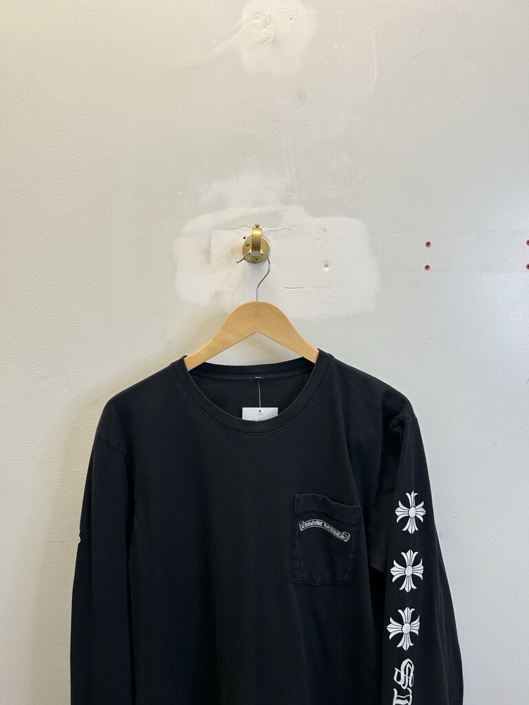 Preowned Chrome Heart Sleeve Logo Black White Pocket L/S size L