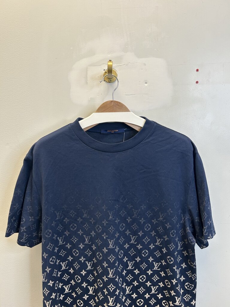 Preowned Louis Vuitton Navy White Monogram Tee size L