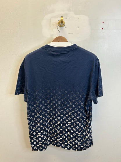 Preowned Louis Vuitton Navy White Monogram Tee size L