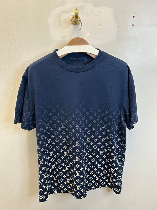 Preowned Louis Vuitton Navy White Monogram Tee size L