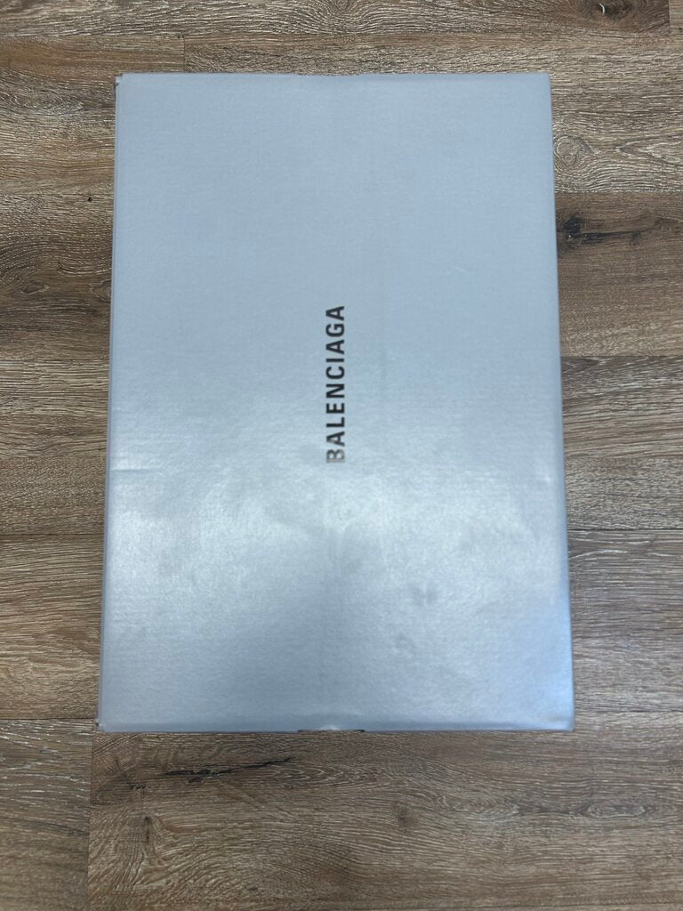 New Balenciaga Red Gray 6XL Runner Sz. 41