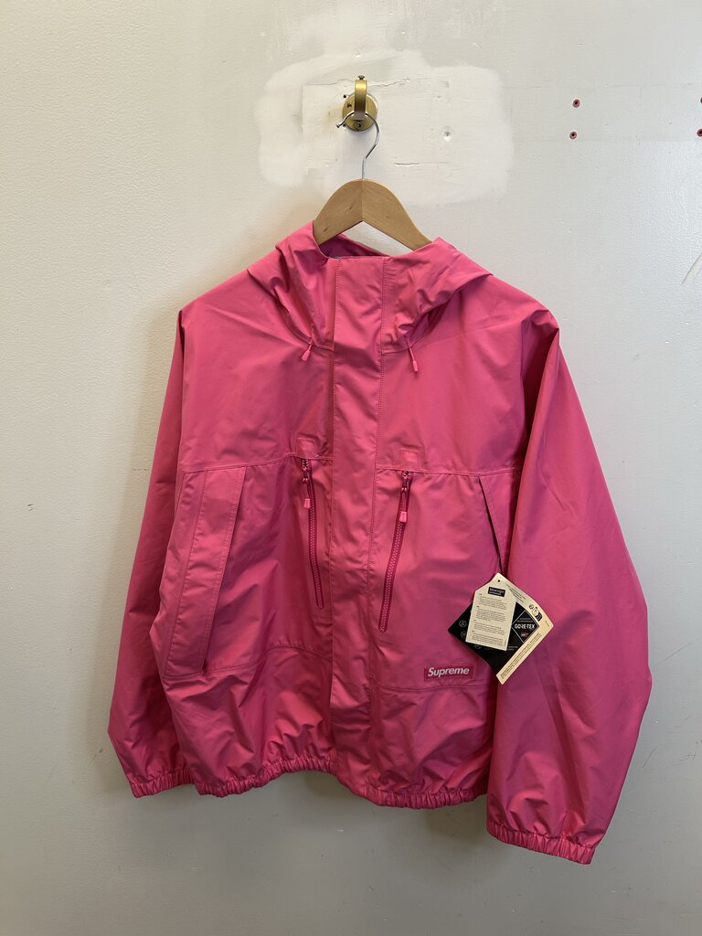 New Supreme Goretex Shell Jacket Pink sz.L