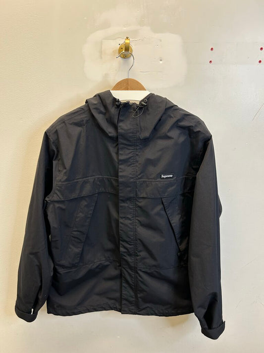 Preowned Supreme Chito Black Zip Up size L