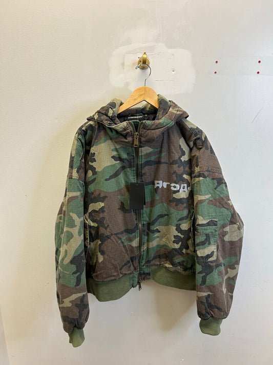 New Gv Gallery Camo Bomber Jacket Size Large