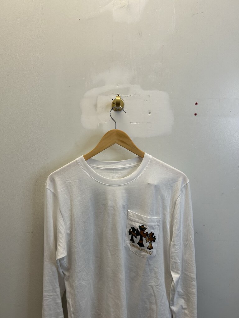 Preowned Chrome Heart Camo Horseshoe Logo White L/S see M