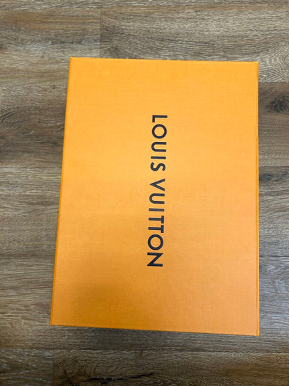 New Louis Vuitton White Grey Trainer size 10(12)