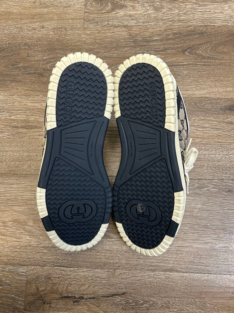 New Gucci Re-Web Monogram Sneaker size 7.5(8.5)