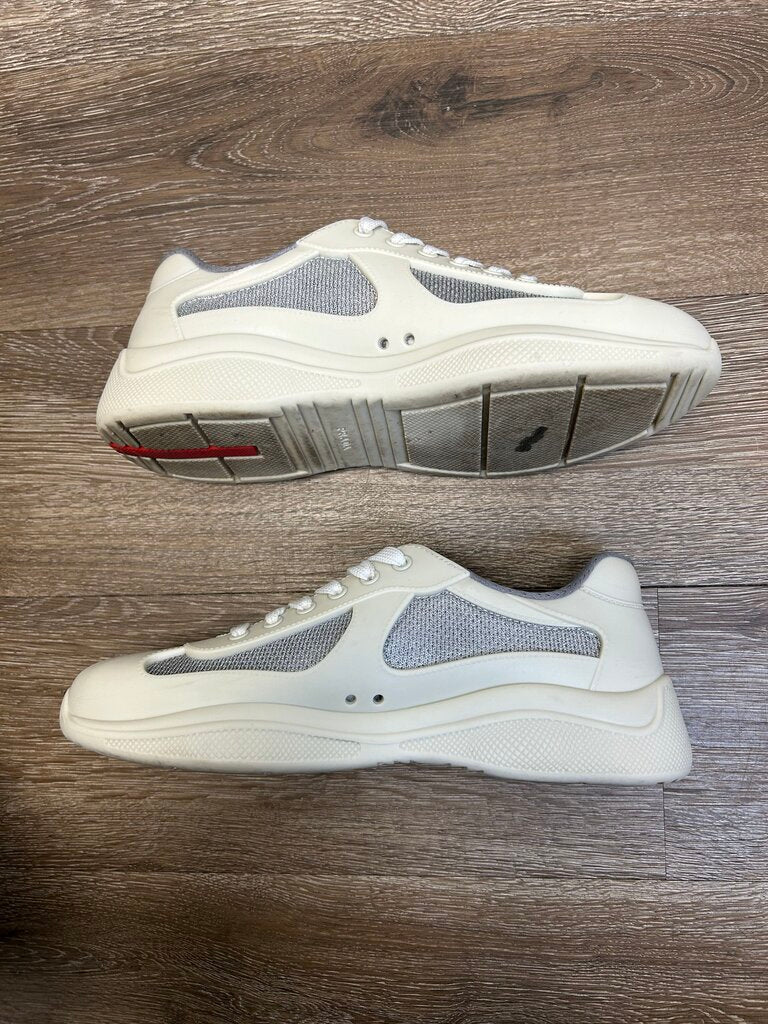 Preowned Prada White Rubber America Cup size 40
