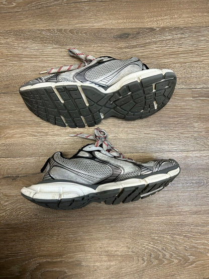 Preowned Balenciaga White grey 3XL Sz.42 (No Box)