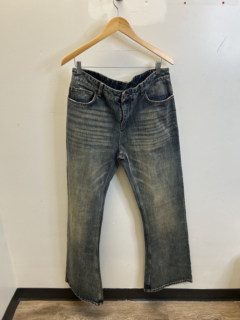 New Balenciaga Mid Wash Flare Denim Jeans size 34