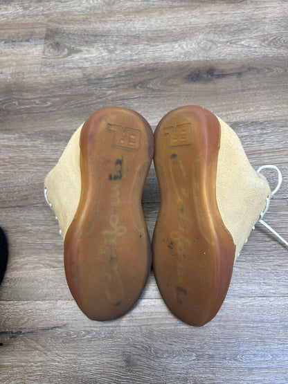 Preowned ERL Vamps Sand size 8