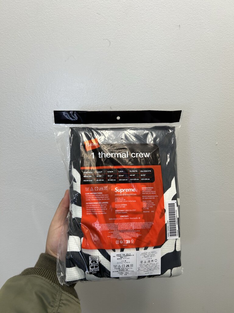 New Supreme Bone Thermal Black Sz.Medium