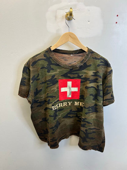 New GV Gallery Raspberry Med Camo Tee sz.M