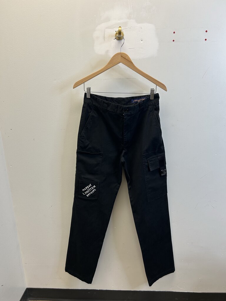 Preowned Louis Vuitton Black Cargo sz.S