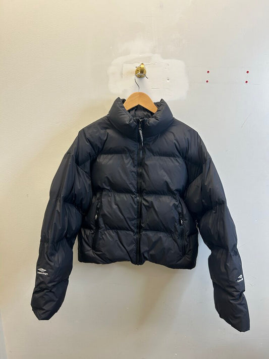 Preowned Balenciaga 3B Black Puffer sz.38(S)